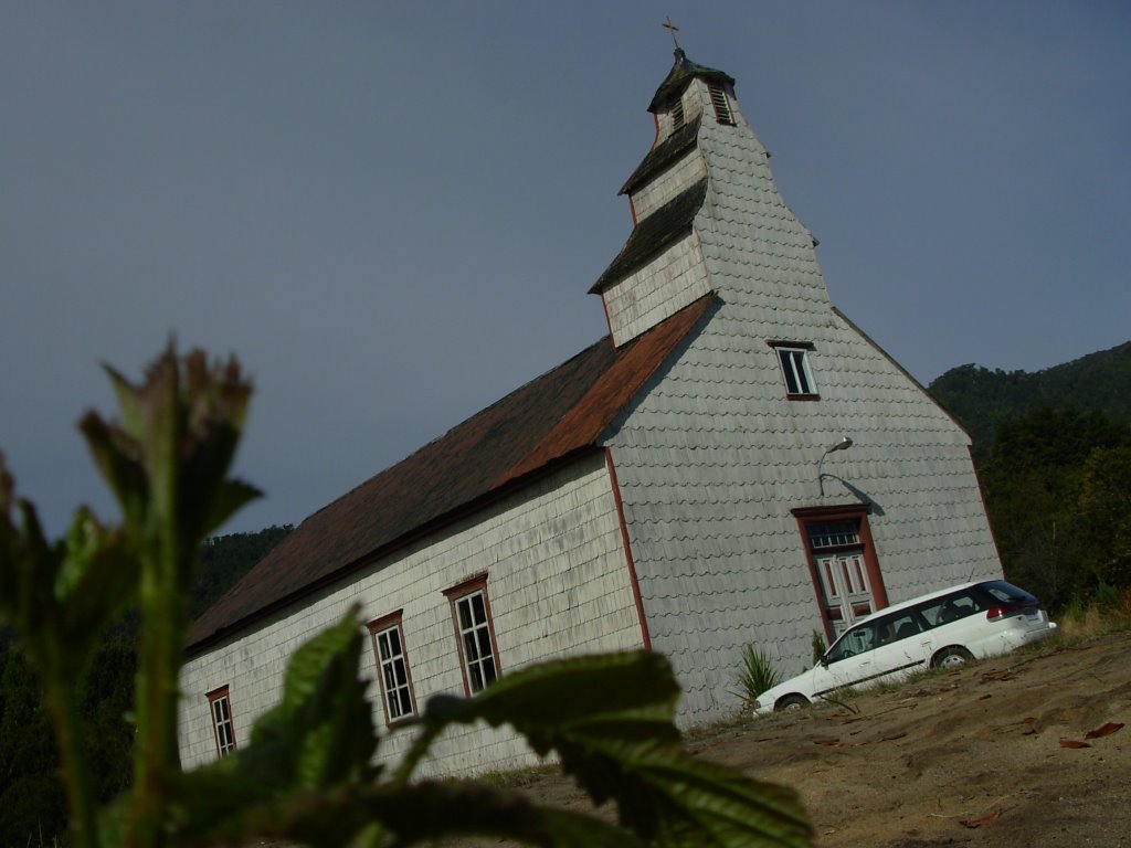 Iglesia de PichiQuillaipe by Andantte