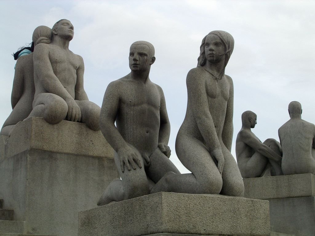 26.07.2006 Vigelands sculptures, near the Humantower, Oslo by Desierk