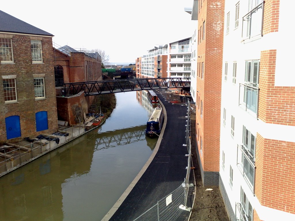 New Development on the Grand Union Canal by clarkeage