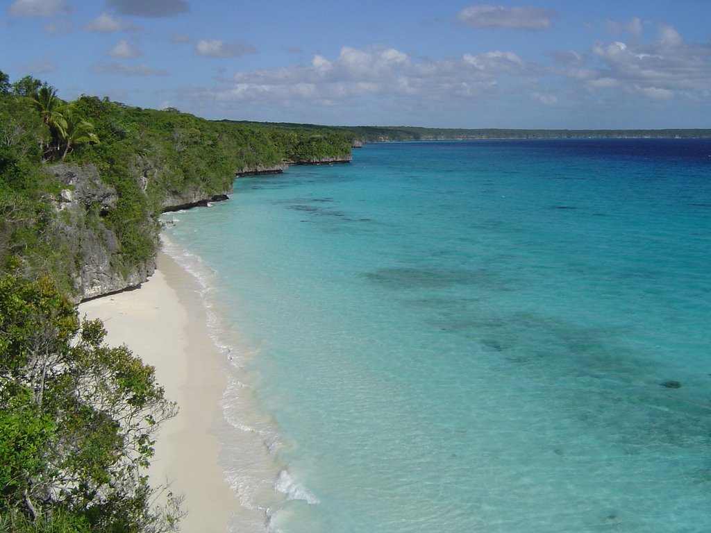 Plage de Kiki Chepenehe by Frédéric Fruchard