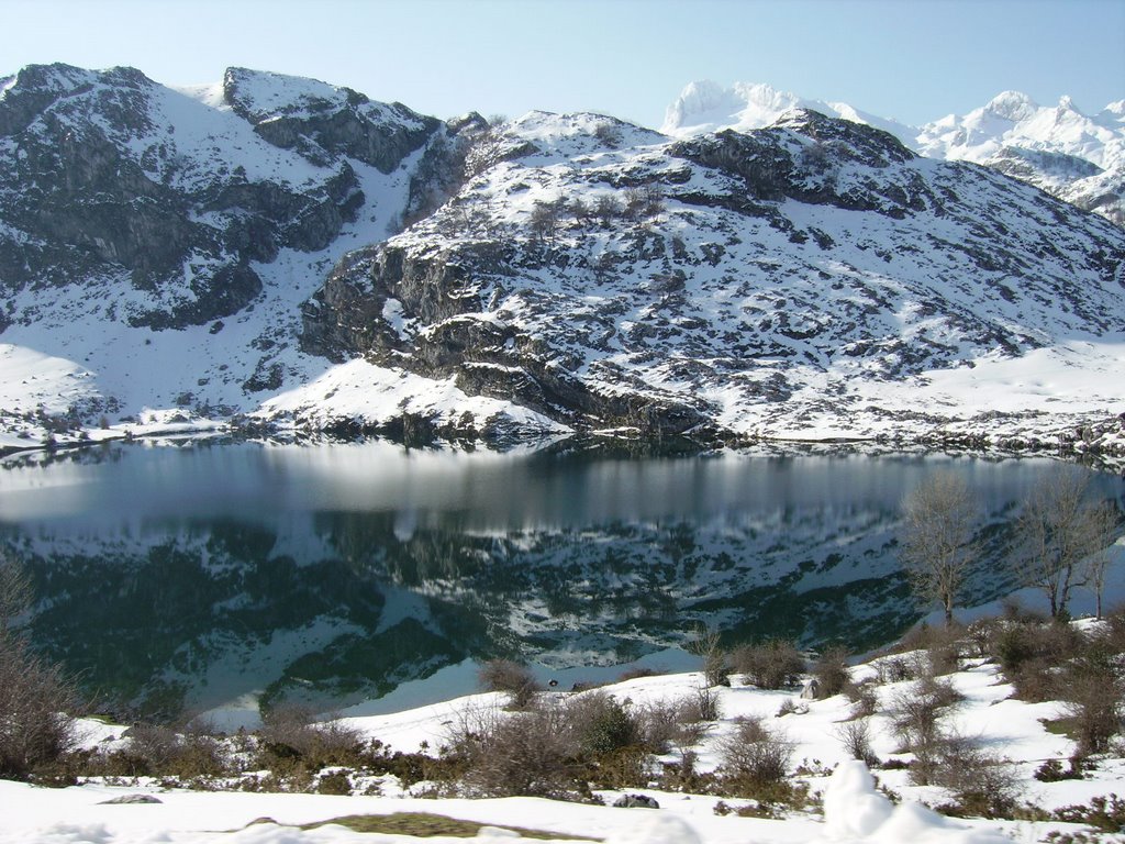 Asturias - Lagos de Covadonga 01 by yiyembo