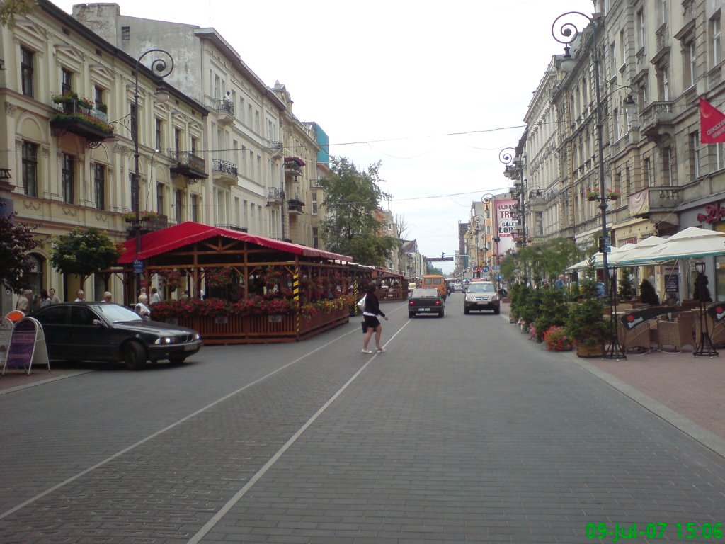 Łódż.Ulica Piotrkowska.Piotrkowska Street. by Bogdan O.357