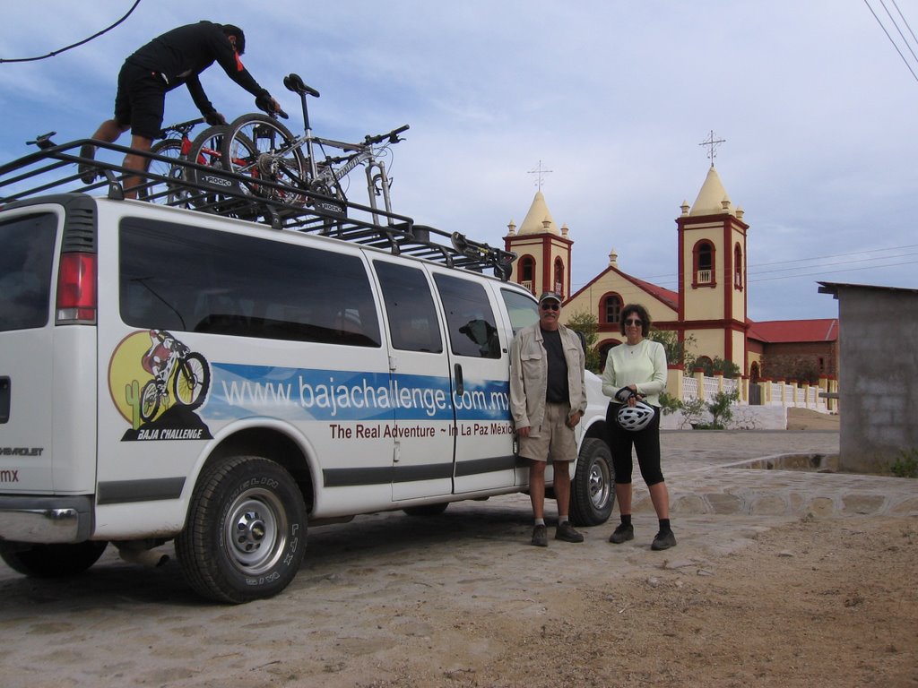 Tour El Triunfo by Gabolap