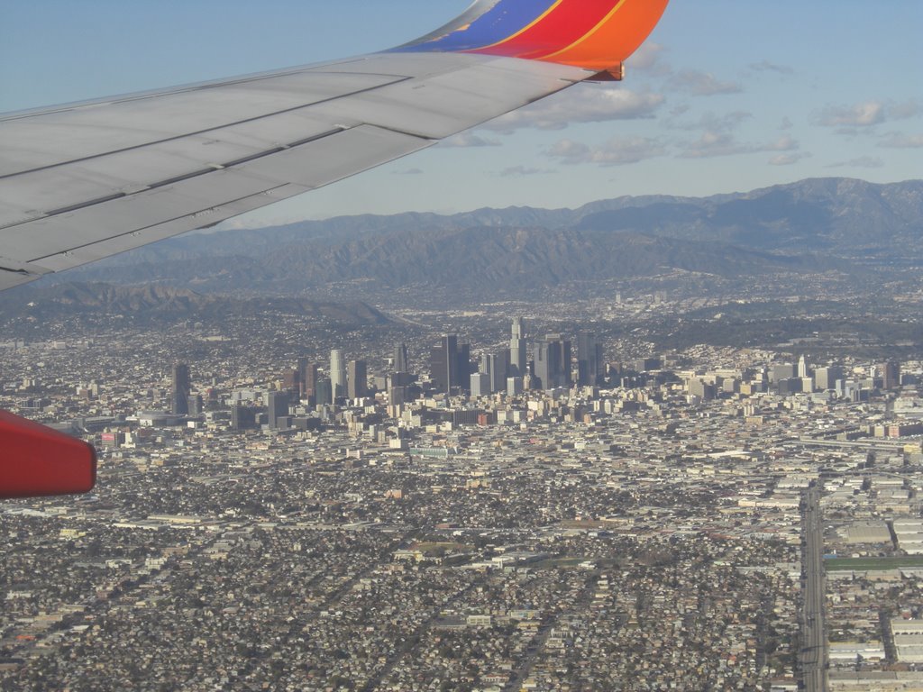 Los Angeles, CA from the air looking north by mdugan