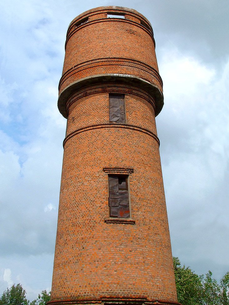 Brick water tower. Кирпичная водонапорная башня. by yurkesh