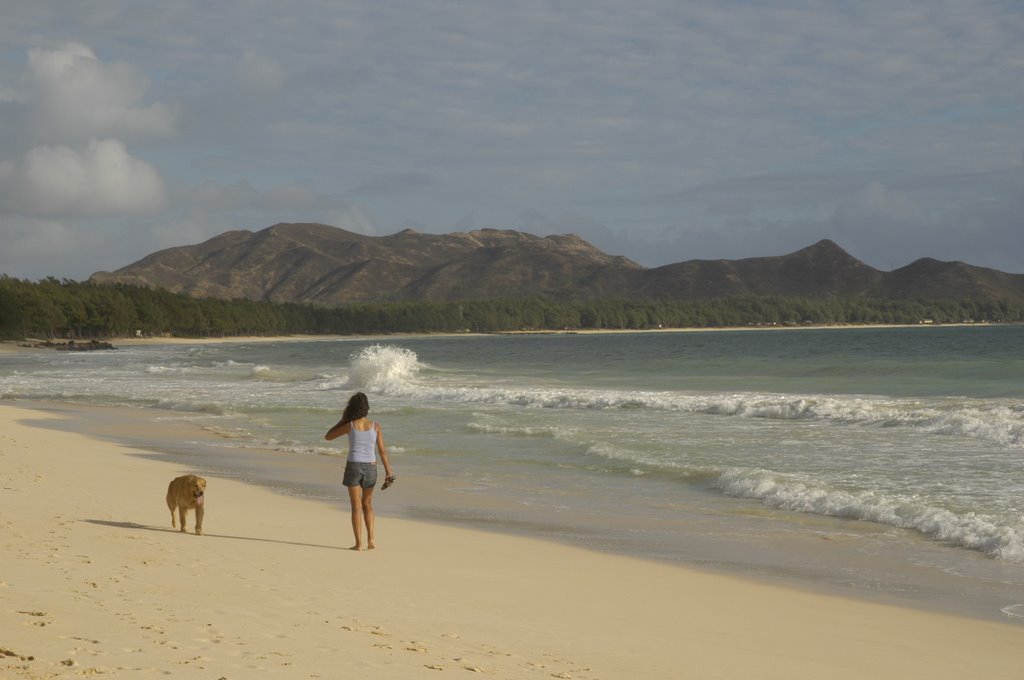 Waimanalo Beach, Oahu, Hawaii by Hidetaka Furuichi