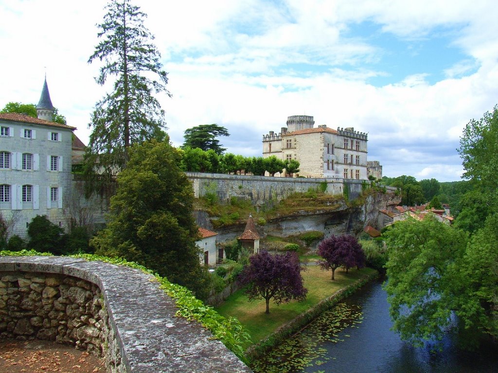 Bourdielles, Château by video_actions