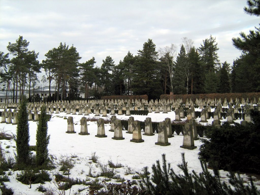 Garnisonsfriedhof Dresden by Edgar777