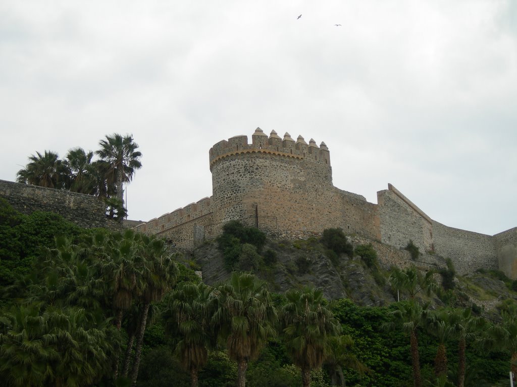 Castillo (Almuñecar, Abril 2007) by PabloBH86