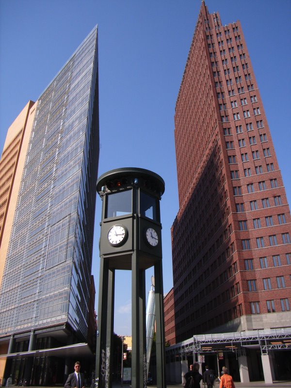 Berlin, erste Verkehrsampel Deutschlands 1924: Potsdamer Platz by Dieter Möller