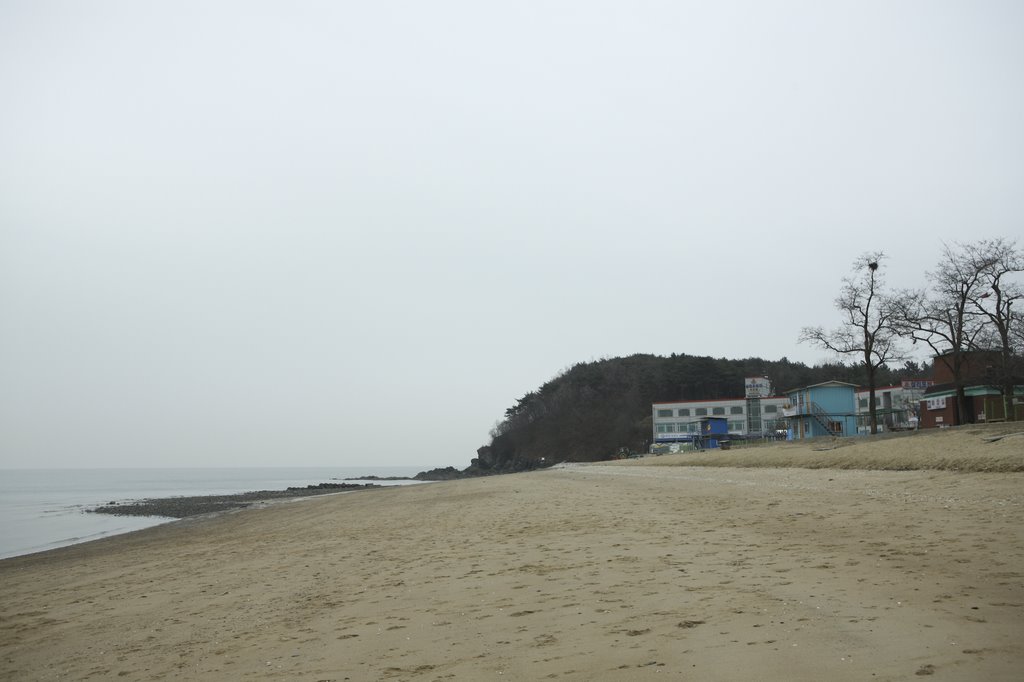 Sippori beach 십포리해수욕장 by Korea Tourism Organi…