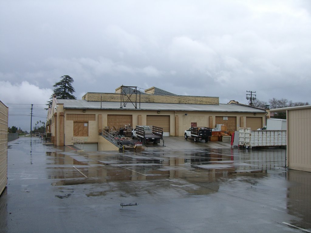 Former Fontana Citrus Assoc. Warehouse by Jordan W.