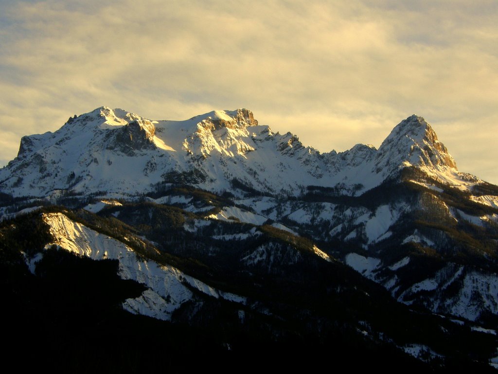 Chapeau de Gendarme - Barcelonnette - 12/08 by Julien LIBERT