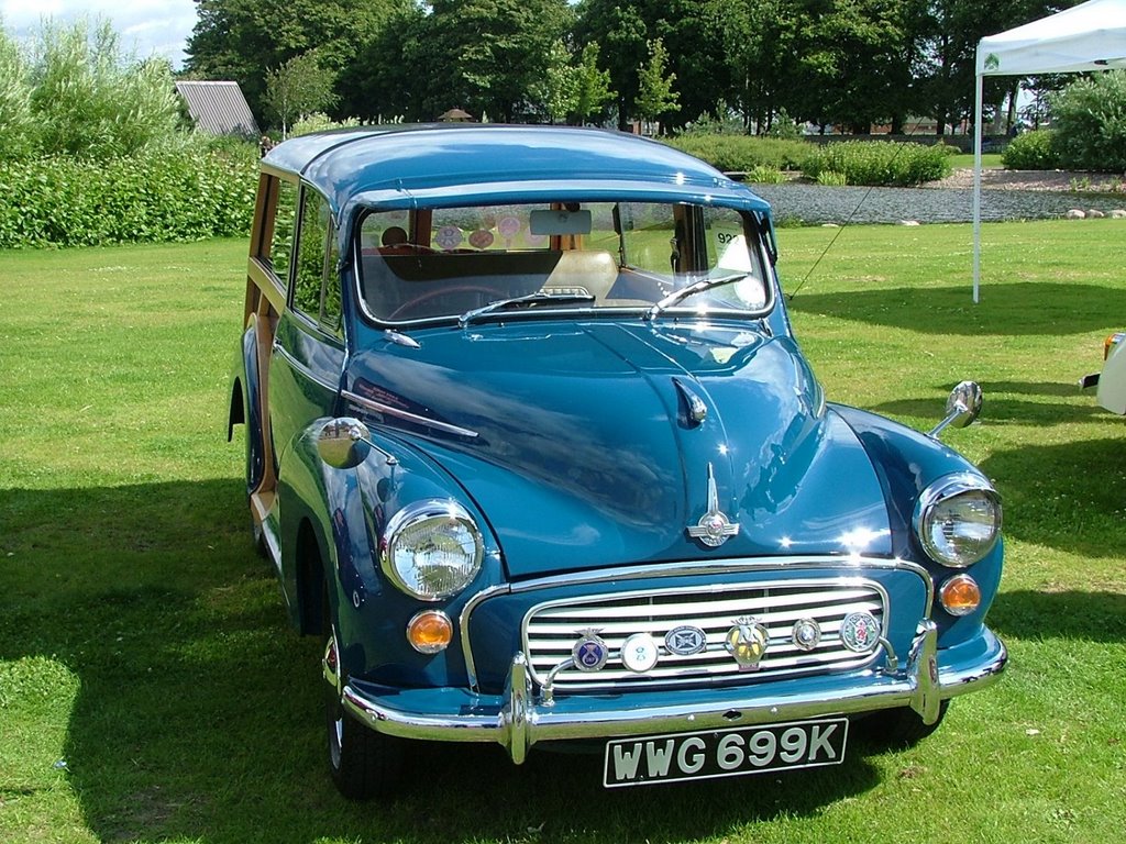 Morris minor 1000 Estate. by tormentor4555