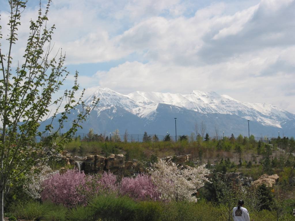 Thanksgiving Point Gardens, Lehi, Utah, 10 April 2004 by Albert Li