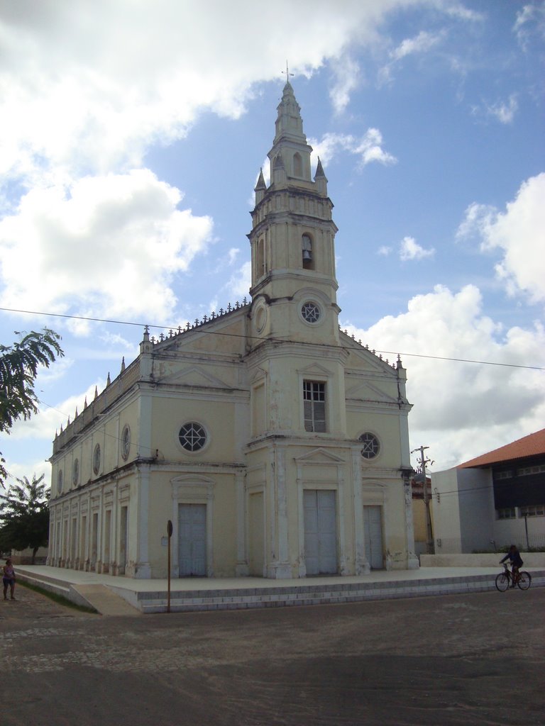 Igreja de Sto. Antonio em Limoeiro do Norte by jose moreira silva M…