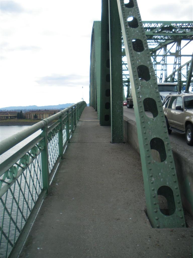 Pedestrian Walkway over 1917 Interstate Bridge Span, Looking South by karl.peterson