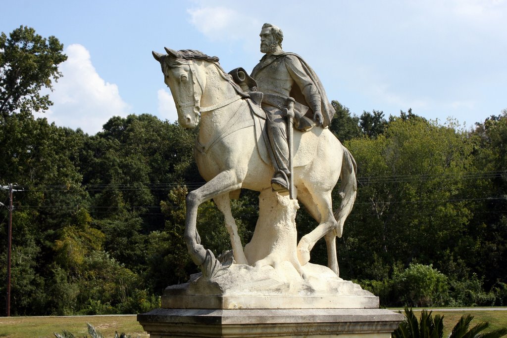 General Robert E. Lee - J.F. Gregory Park by L2RPhotos