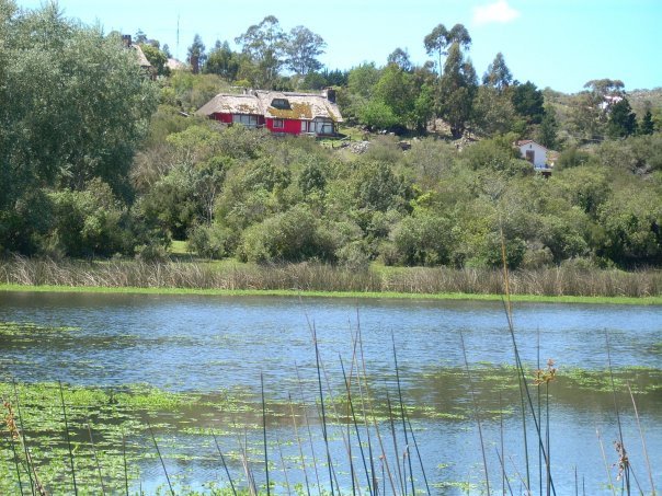 Villa Serrana, Lavalleja. by Gerardo Silveira