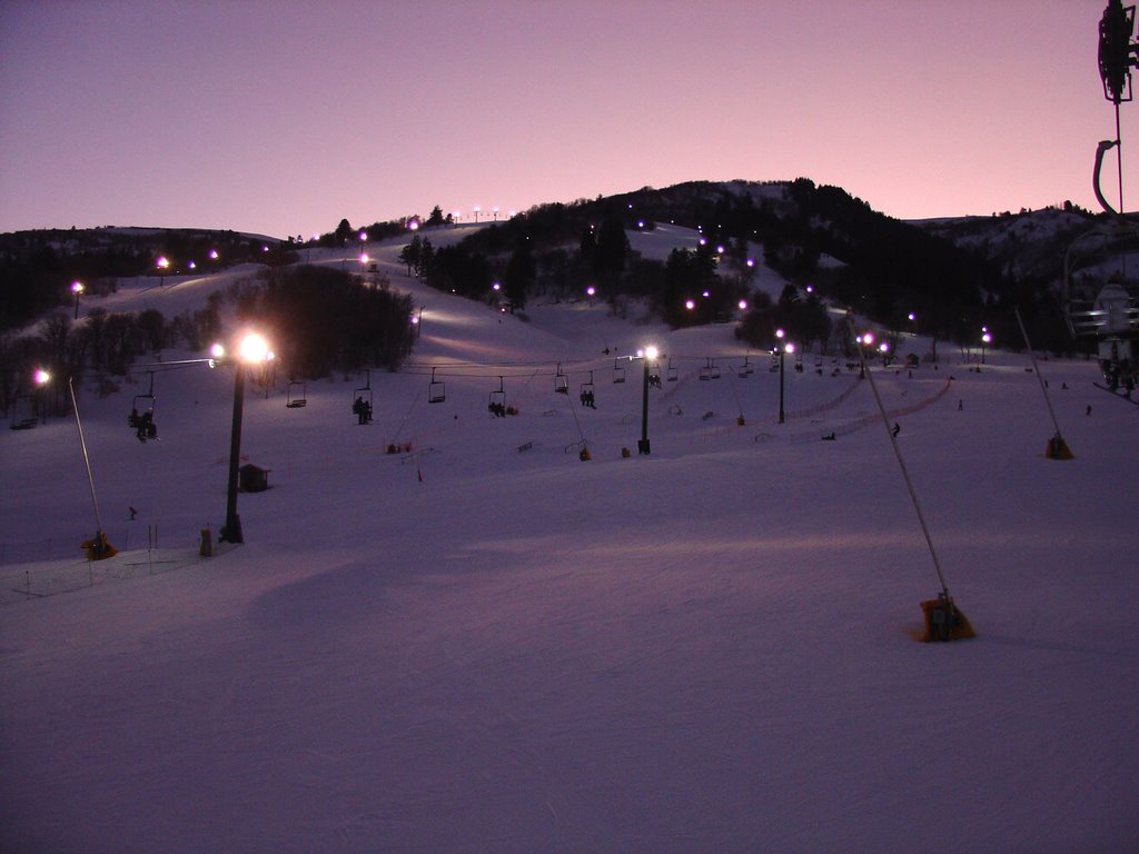 Wolf Creek Ski Lodge by Brent Muno