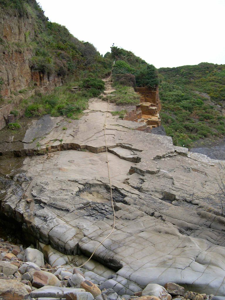 Path to Monkstone Beach by derbyswlo