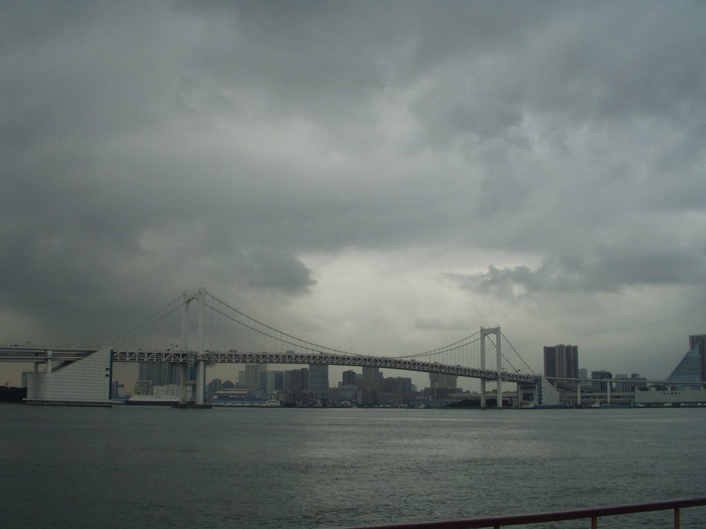 Rainbow Bridge, Tokyo 08/06 by dmtr76