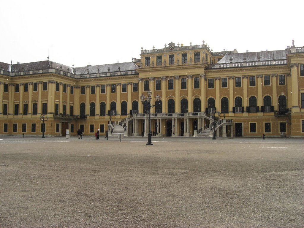 Palazzo di Schönbrunn sotto la neve 2 by giramondo85