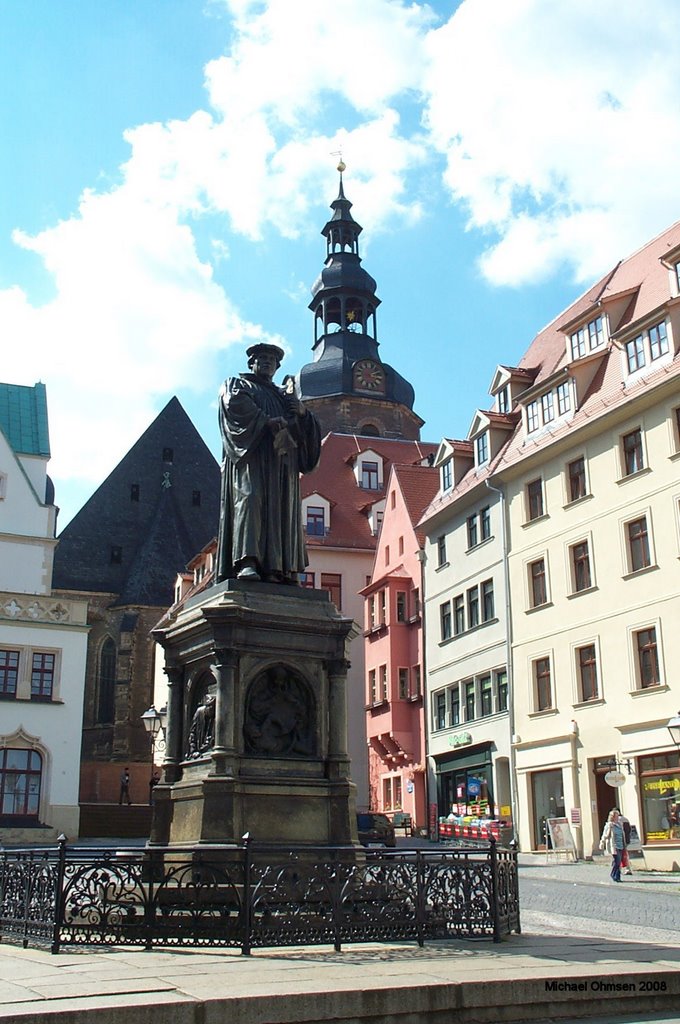 Luther-Denkmal + St. Andreas-Kirche in Eisleben by Michael Ohmsen