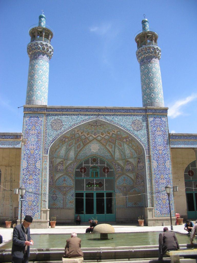 Friday mosque in Hamadan by Torneke