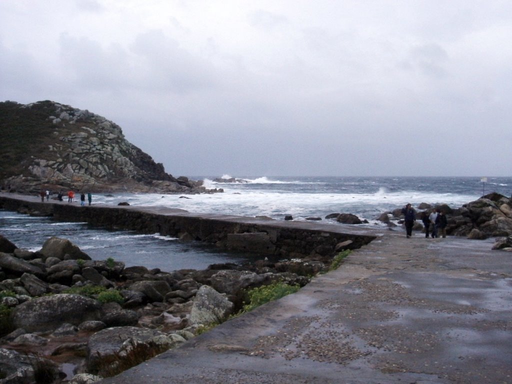 Isla de Cies - August 2004 by Roberto Bubnich