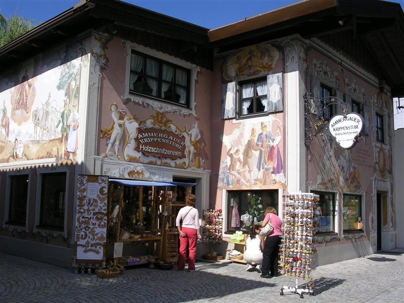 "Lüftlmalerei". Frescos en las fachadas de las casas. Oberammergau (Alemania). by martin_javier