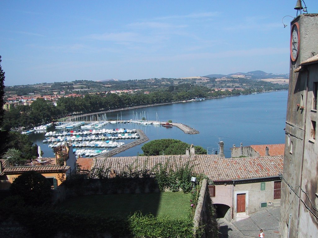 CAPODIMONTE (Viterbo) IL PORTO DAL CASTELLO by boggio