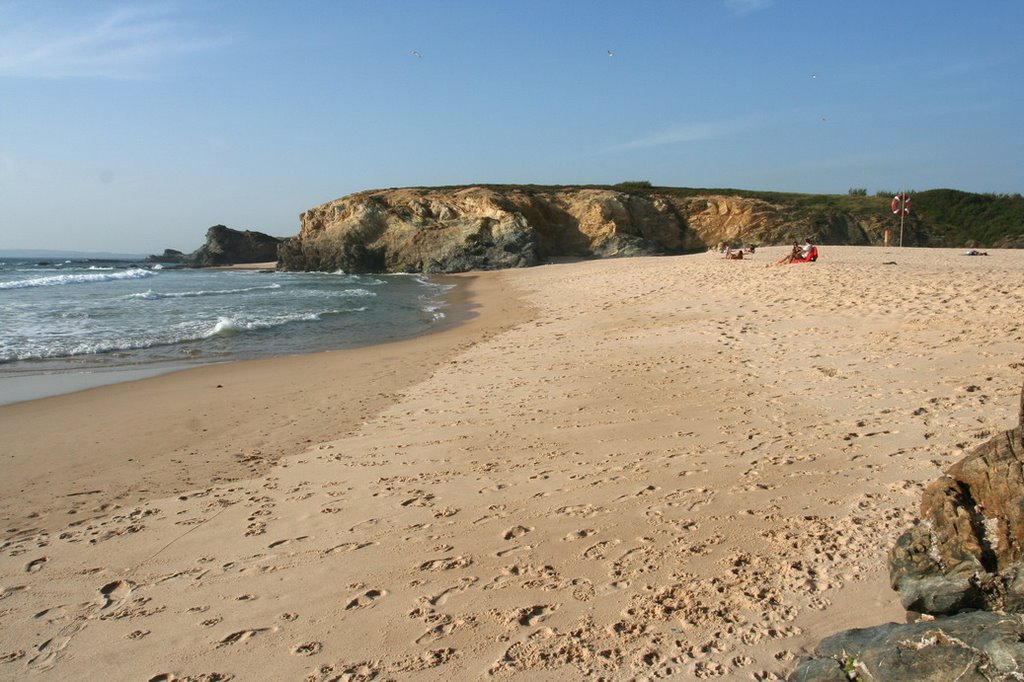 Praia Grande, Porto Covo by João Ildefonso