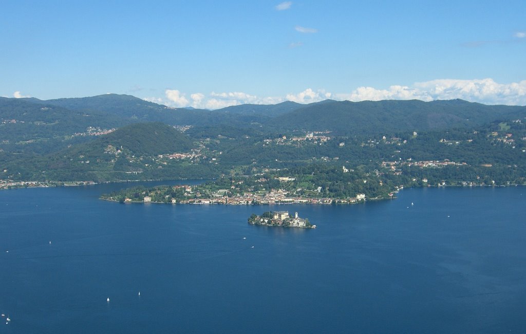 Lago d'Orta. Isola San Giulio et Orta. 2008 by jofog