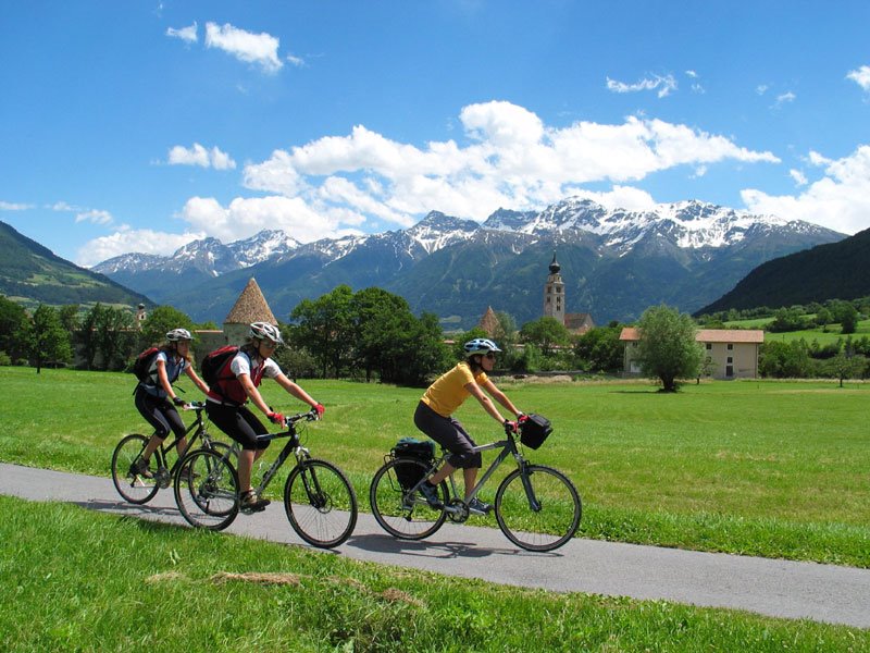 Kleinod Glurns: Mit dem Trekkingbike über die Alpen (go-alps.de) by Tom Bierl