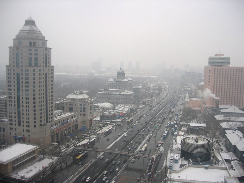 Beijing (北京): Xizhimenwai Dajie (西直门外大街) towards Xizhimen seen from Tengda Plaza at Baishiqiao. 2009-02-18 by johan_tanying