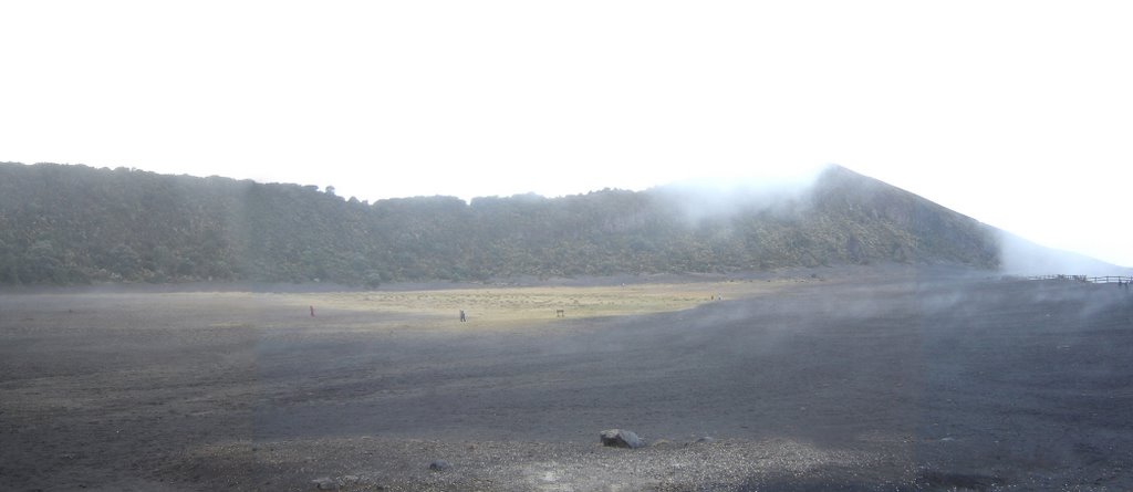 Panorama Volcán Irazú by Daniel López Kikut