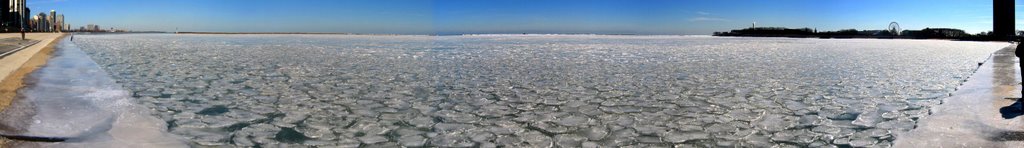 Chicago: Frozen Lake Michigan Panorama by GandalfTheWhite