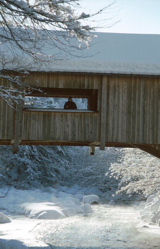 Brücke im Winter by Alexander Ramin