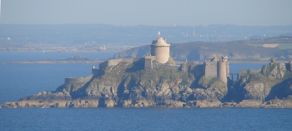 Fort La Latte by quaranta