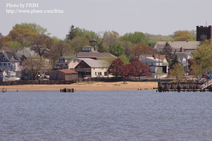 Keyport from Cliffwood Beach by F RIM