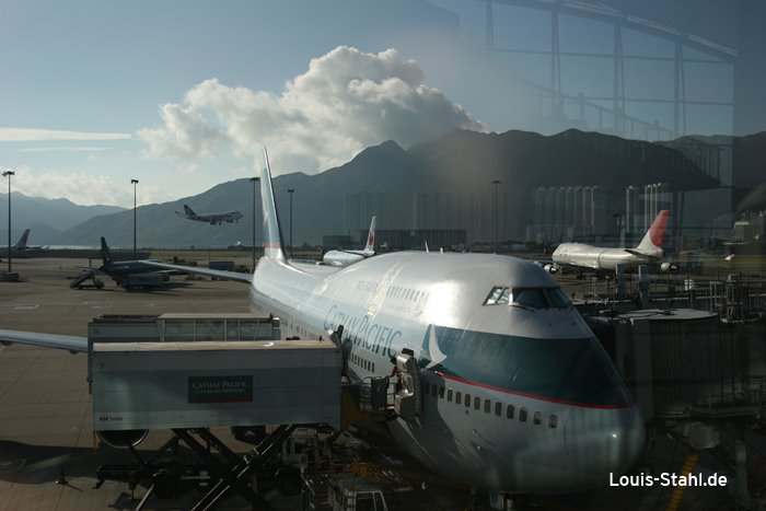 Hong Kong Airport by Louis-F. Stahl