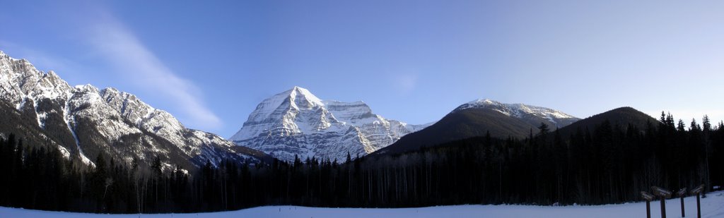 Panorama - Mount Robson, Feb '09 by ©dyakimec