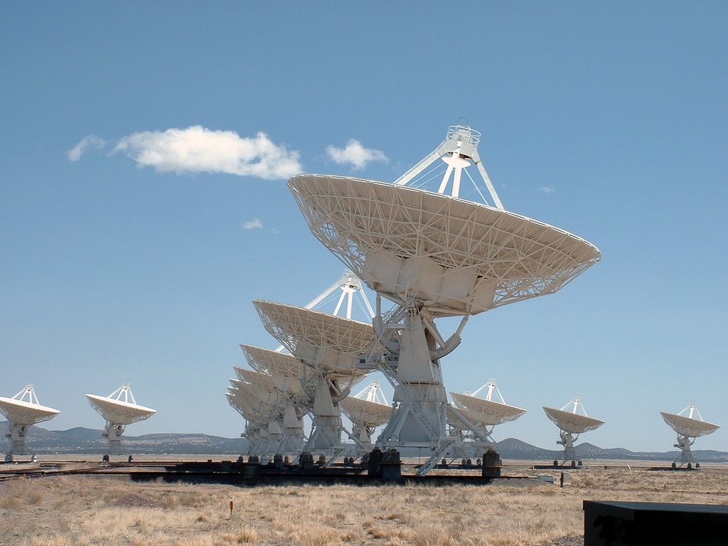 Very Large Array by TheWebdiggity