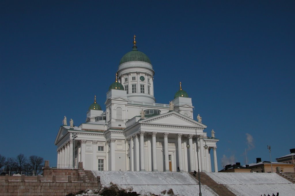 Kruununhaka, Helsinki, Finland by Claude Beauchamp