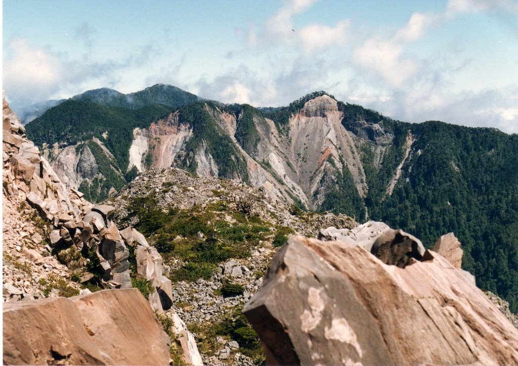 Volcan Chaiten desde el domo (1988) by Dropus