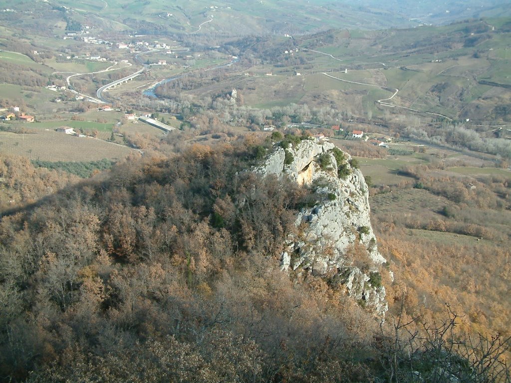 Castropignano cantone della fata by tony    sergnese