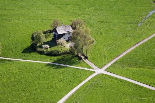 Lonely Little House by meet-life.org