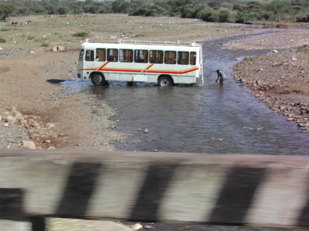 Washing bus by eurmac