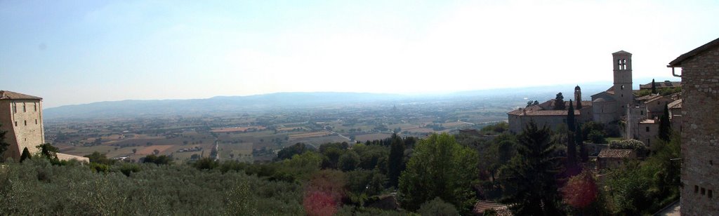 Panorama_from_Assisi by Laszlo Katona